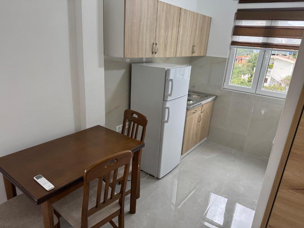 Sutomore Apartman - 3