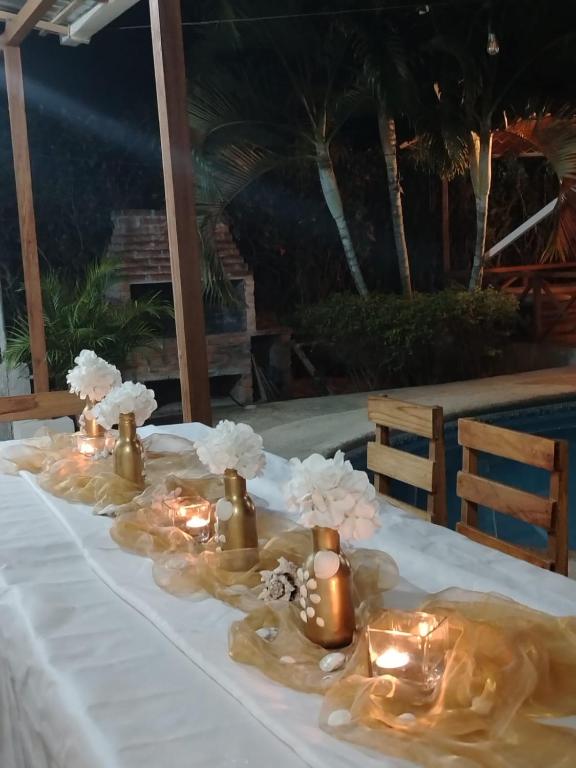 PiscinaCascolHostal - 2