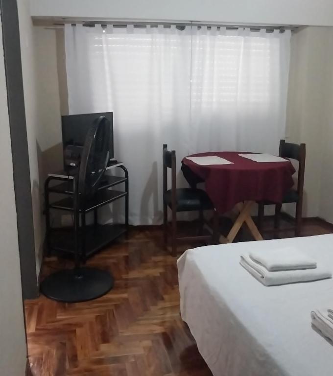 Departamento de un ambiente - 4