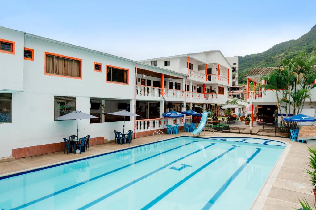 Hotel Caribe La Vega - 1