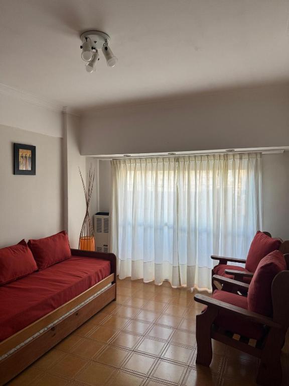 Departamento en La Perla - 3 cuadras de la playa - 4