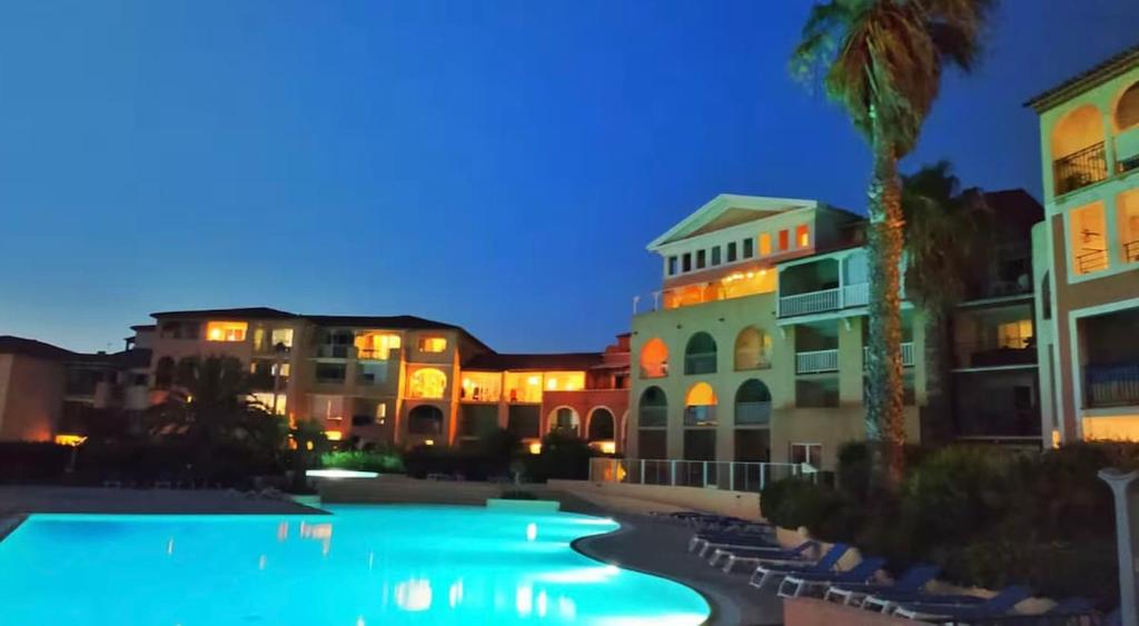 Le Jardin Bleu Agréable T2 vue mer, piscine, jardin - 4