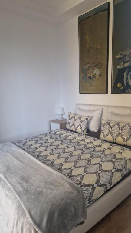 Penthouse Lux - 3