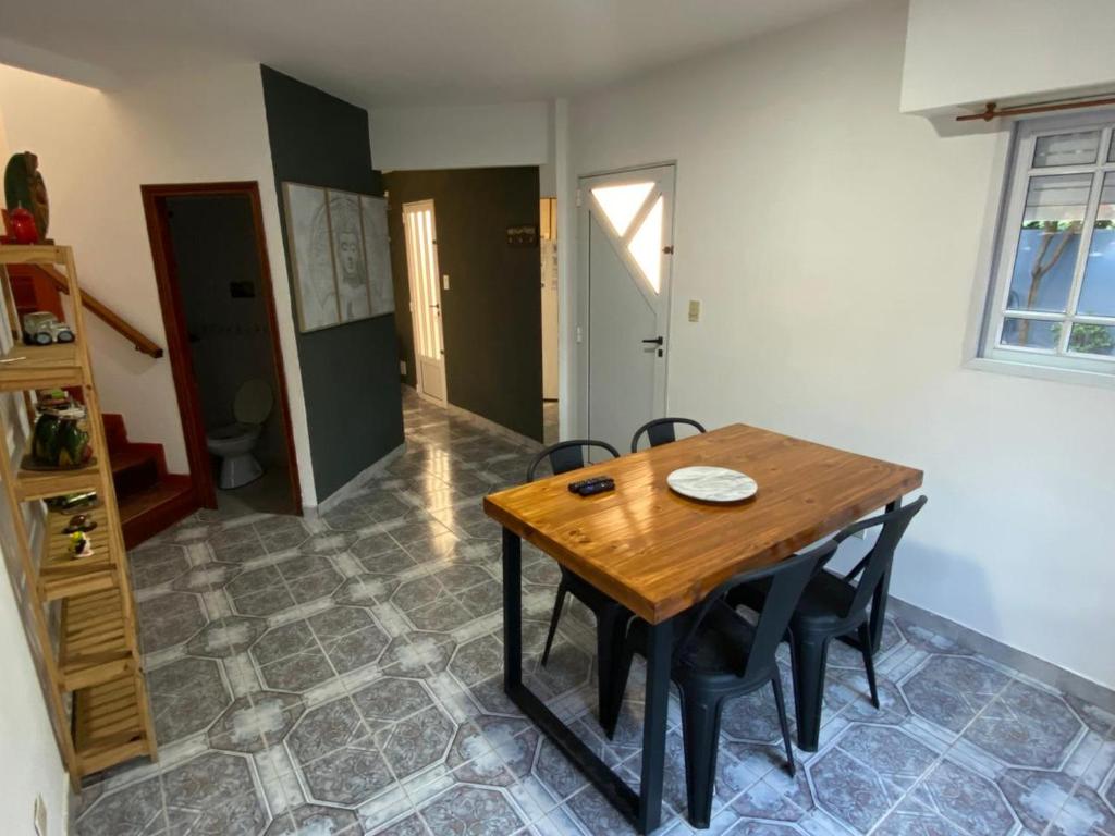 Duplex 4 con cochera privada y parrilla - 2