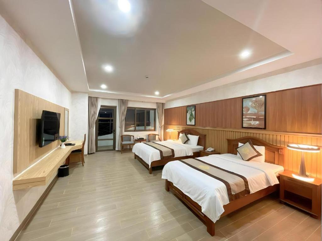 Rex Hotel – by BAY LUXURY