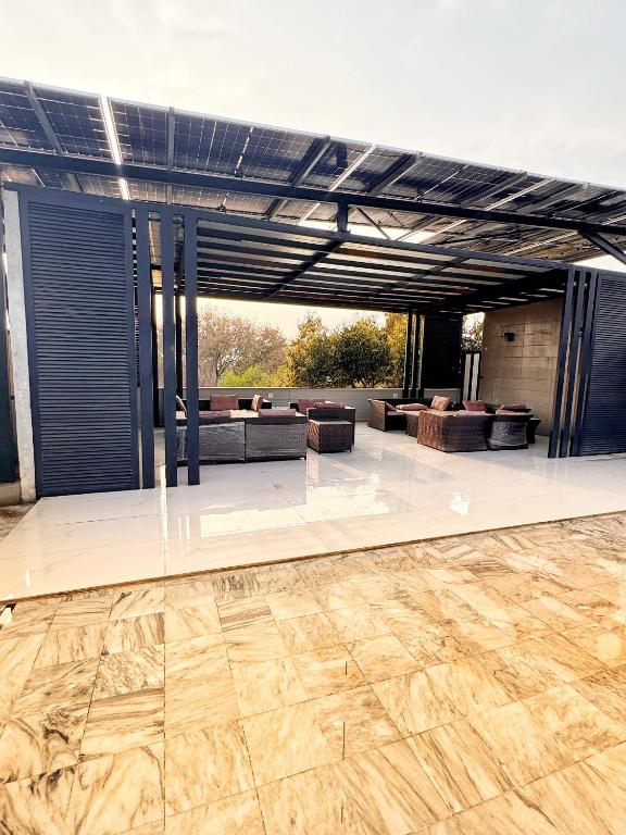 Reina Boutique Hotel 眺望