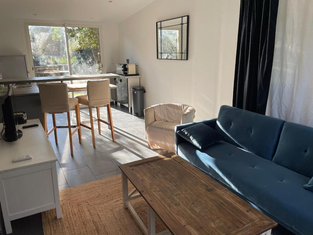 Independent appartement and private garden - 4