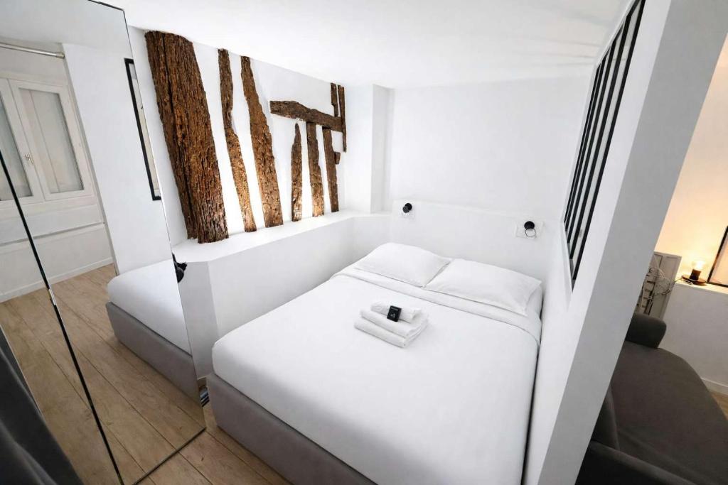 Paris 3eme Studio Renove Emplacement Ideal - 2P - 1