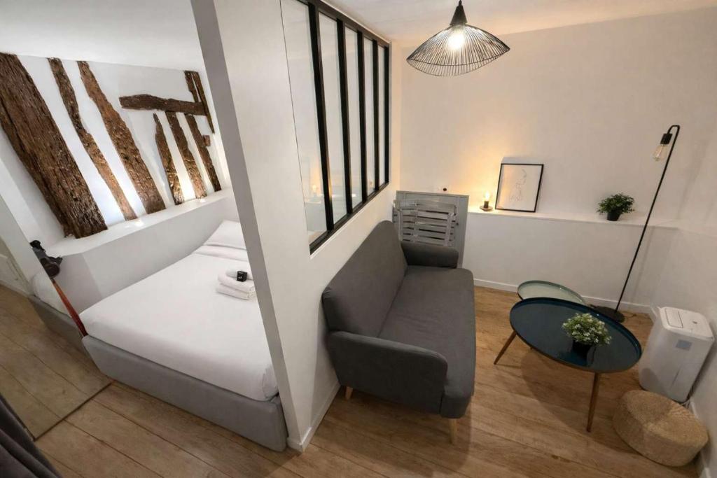 Paris 3eme Studio Renove Emplacement Ideal - 2P - 2