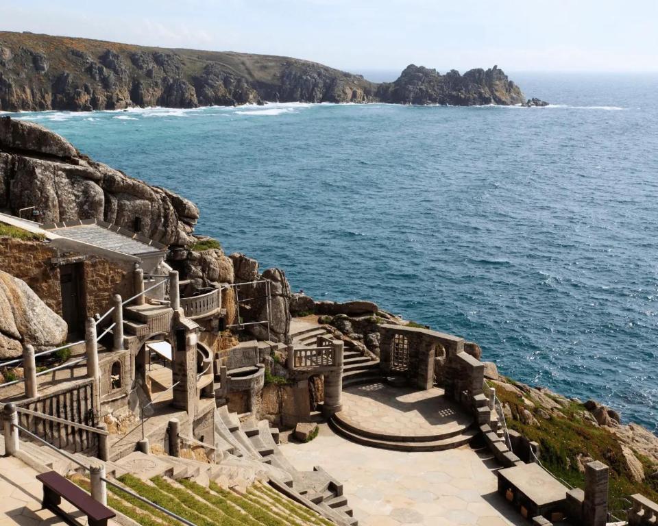The Timber Lodge, Sennen photo 7