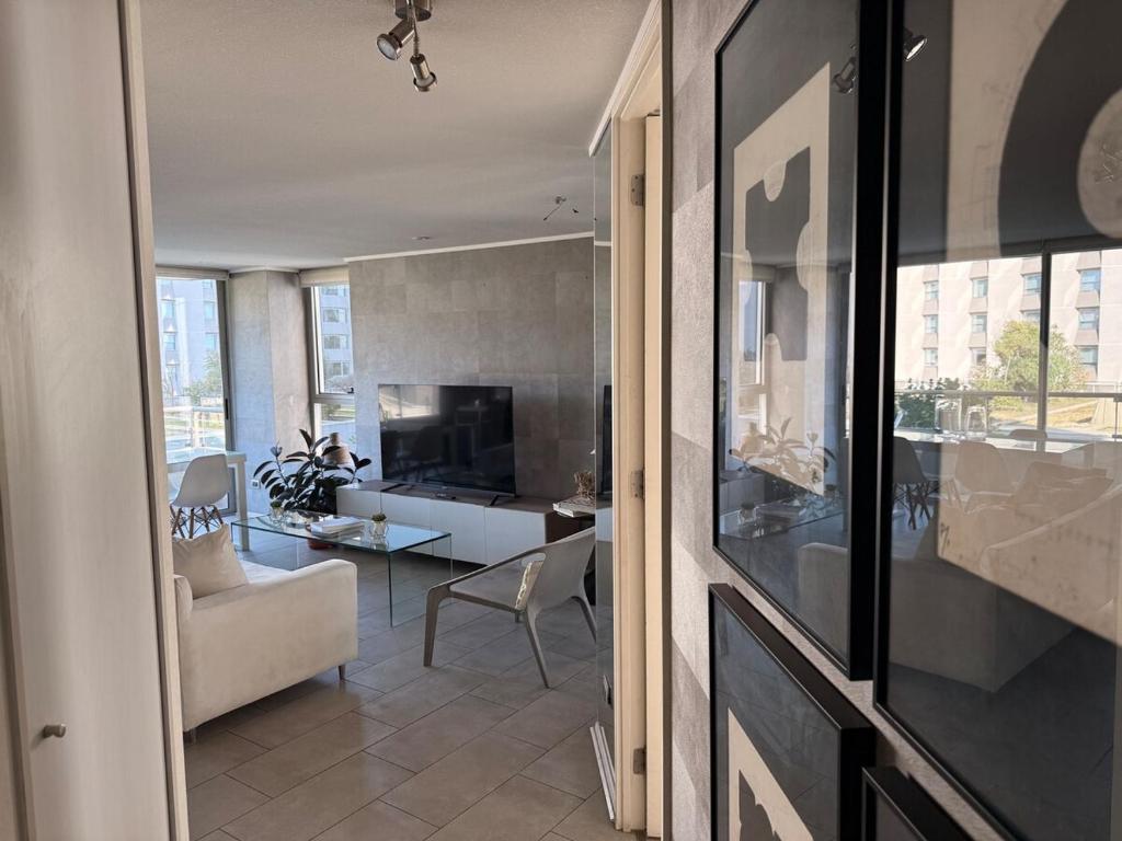 Skyline Urban Retreat in Providencia - 4