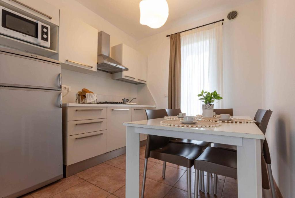 Relax in a nice apartment with pool - 3