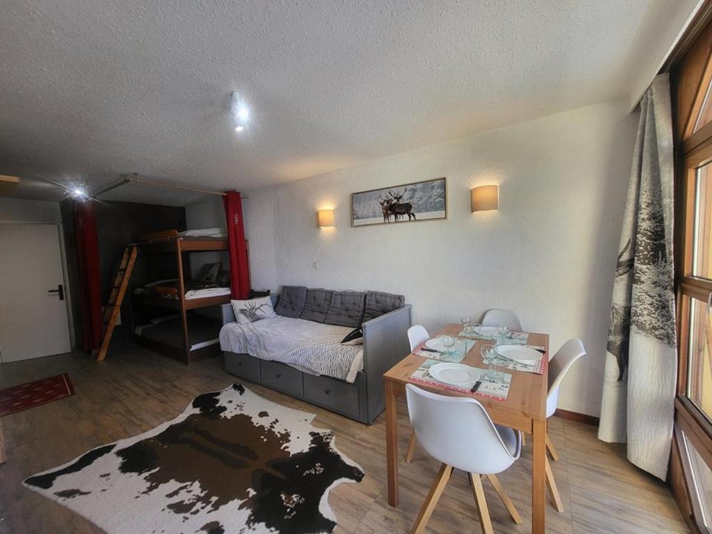Charmant studio à Montgenèvre, proche centre, balcon ensoleillé - FR-1-266-255 - 1
