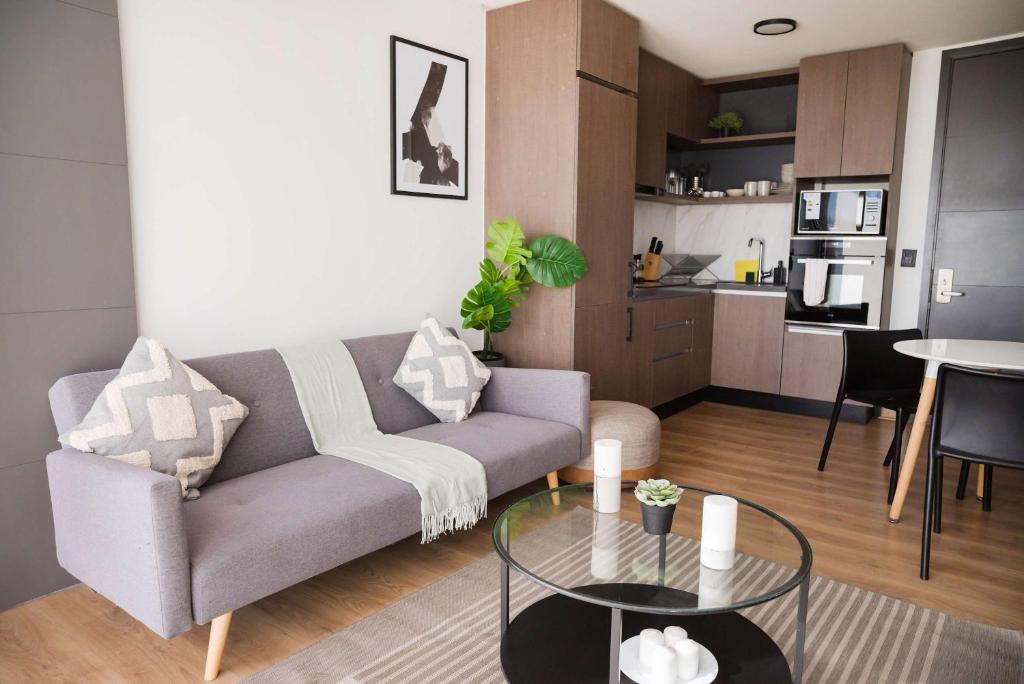 2BR Oasis in Las Condes Ready for Relaxation - 1