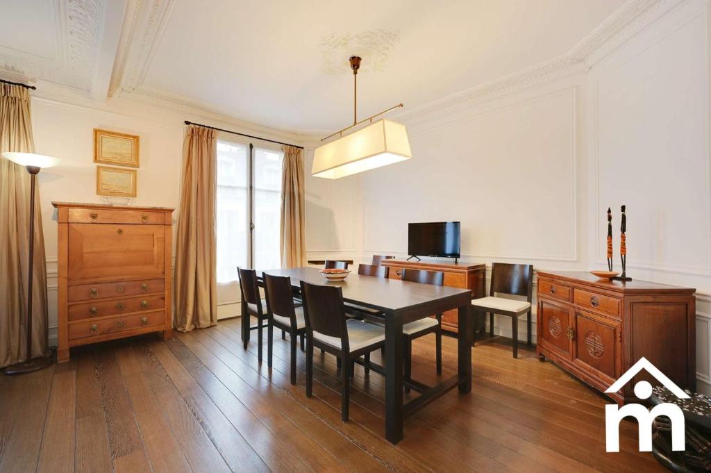 Marais 2B with Balcony by Melvane Luxury - 4
