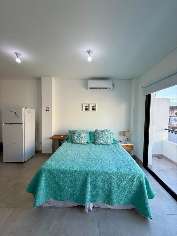Del Valle Centro 4 - 5