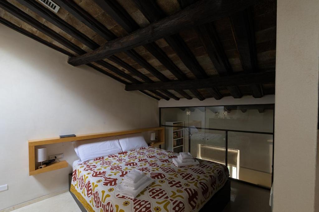 Trastevere Art and Books Luxury Apartment - 4