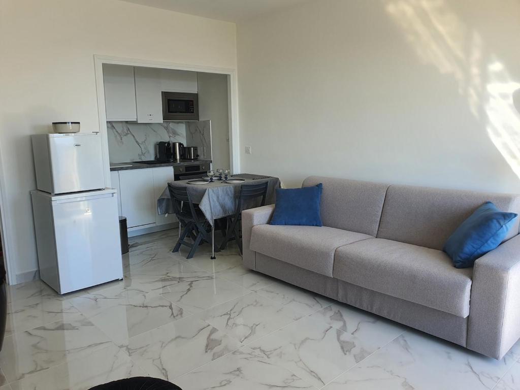 Le Balcon des Sanguinaires - studio cosy avec vue sur le Golfe d'Ajaccio et les Îles Sanguinaires - 3