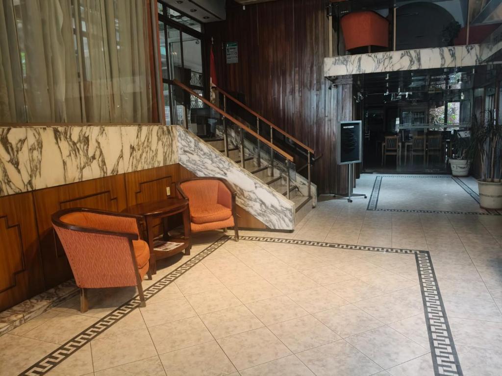 AHM Hotel - 1
