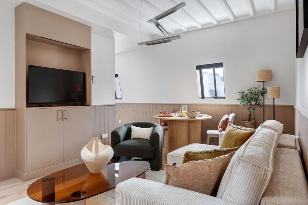 Saint Placide VI Suite - 4