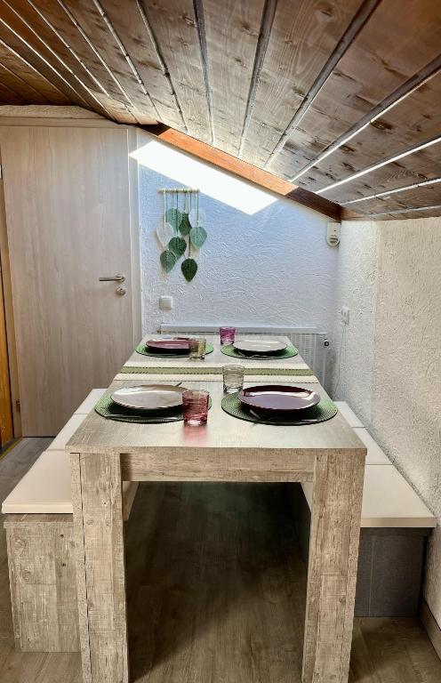 Gemütliches Dachgeschoss-Apartment mit Alpenblick - 5