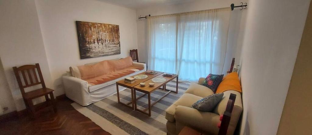 Modern Downtown Apartment - 1