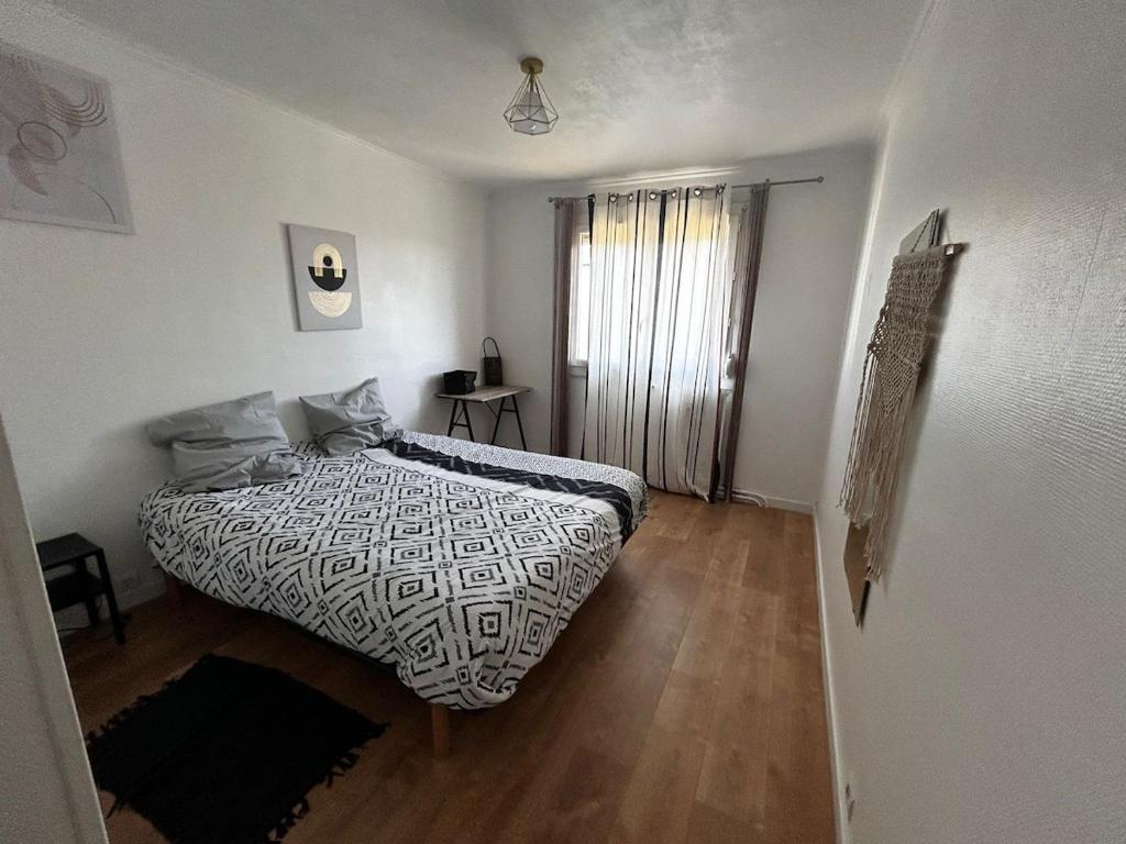 Large 3 bedroom cozy apartment - 5