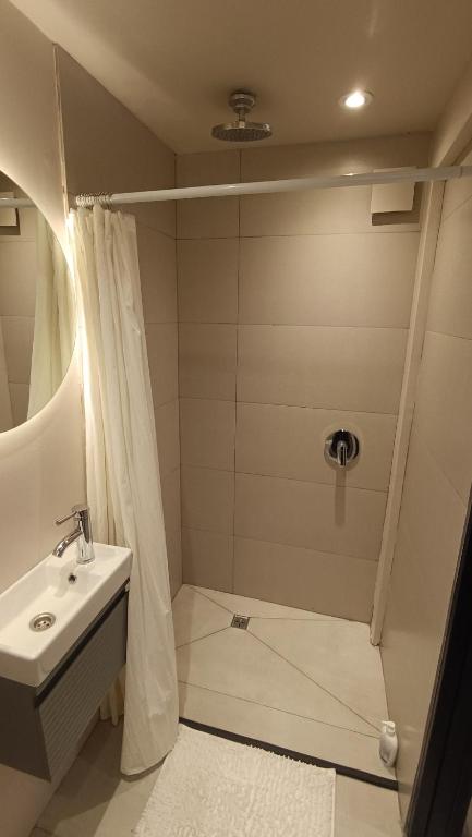 "Complejo Casa Roca mdq" Monoambiente en la mejor zona de Mar del Plata - 3