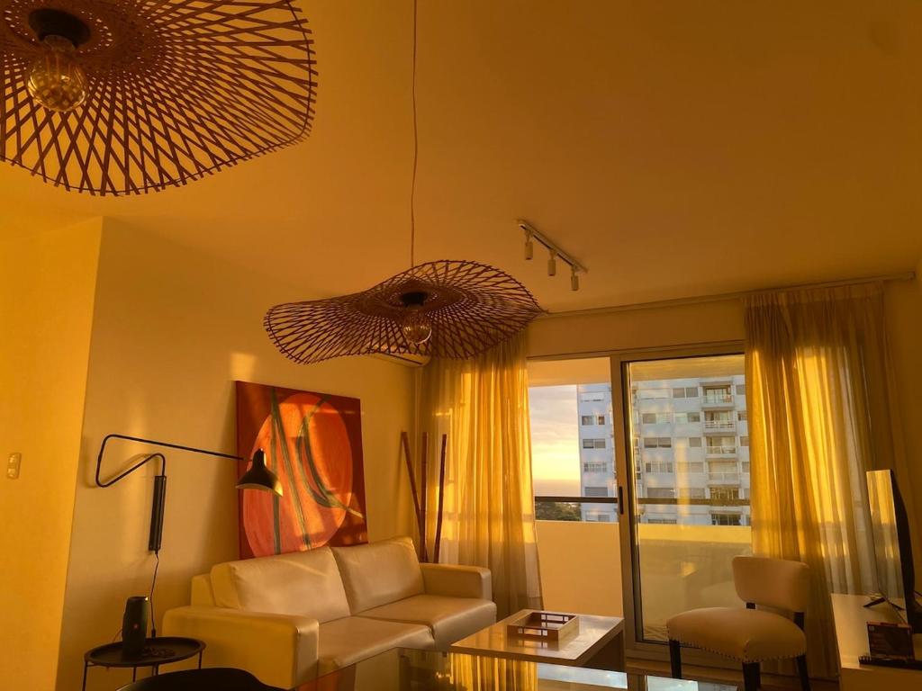 Apartment with ocean views, pool and amenities - 1