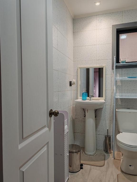 Daily rent - First floor House Room - 2