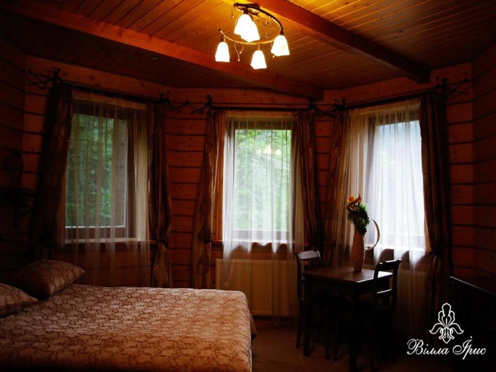 Villa Iris photo
