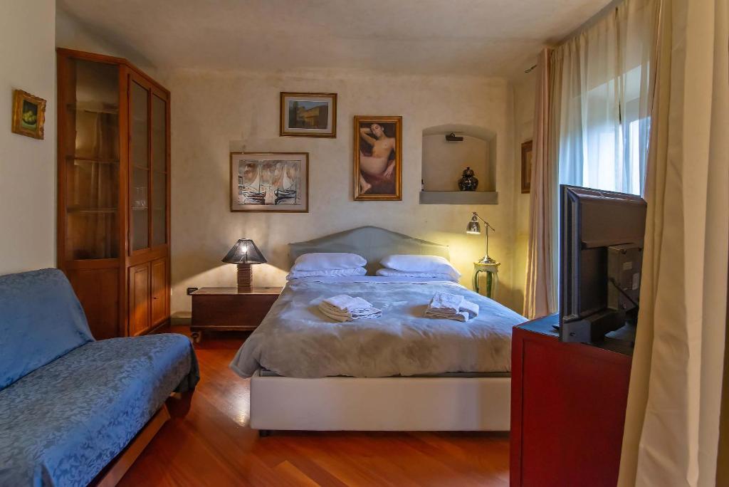 The Secret Garden House 4 Bedroom Home near Florence City Center - 3