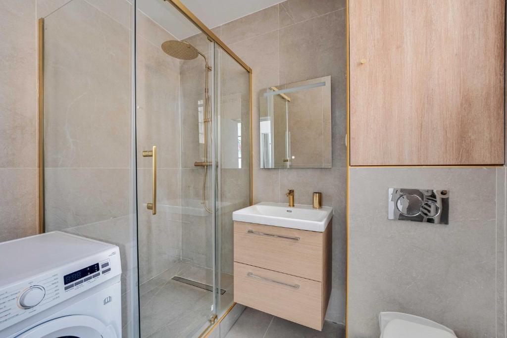 Charming Apartment in the heart of Le Marais - 5