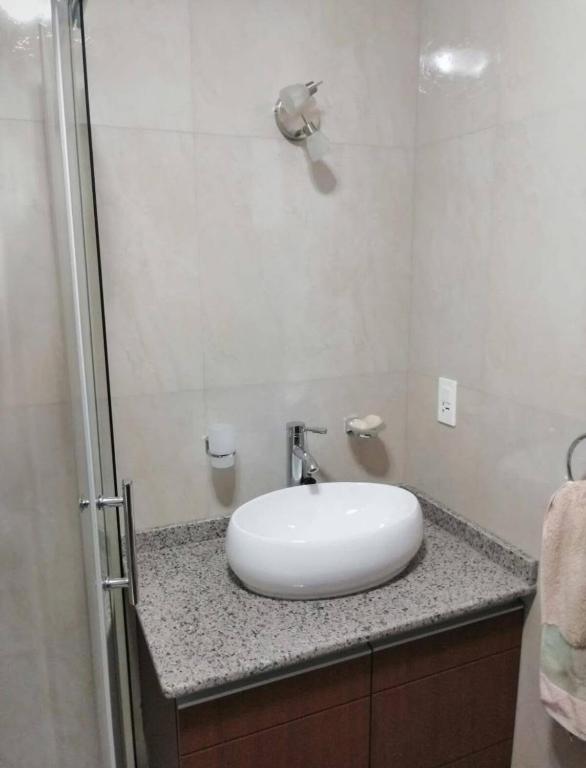 Quiet and cozy 1-bedroom apartment - 4