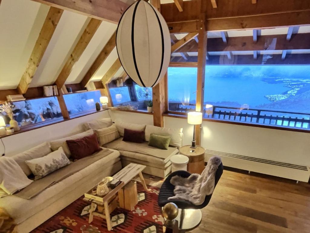 Magnifique Chalet Avec Vue Panoramique sur le Lac Léman - 3