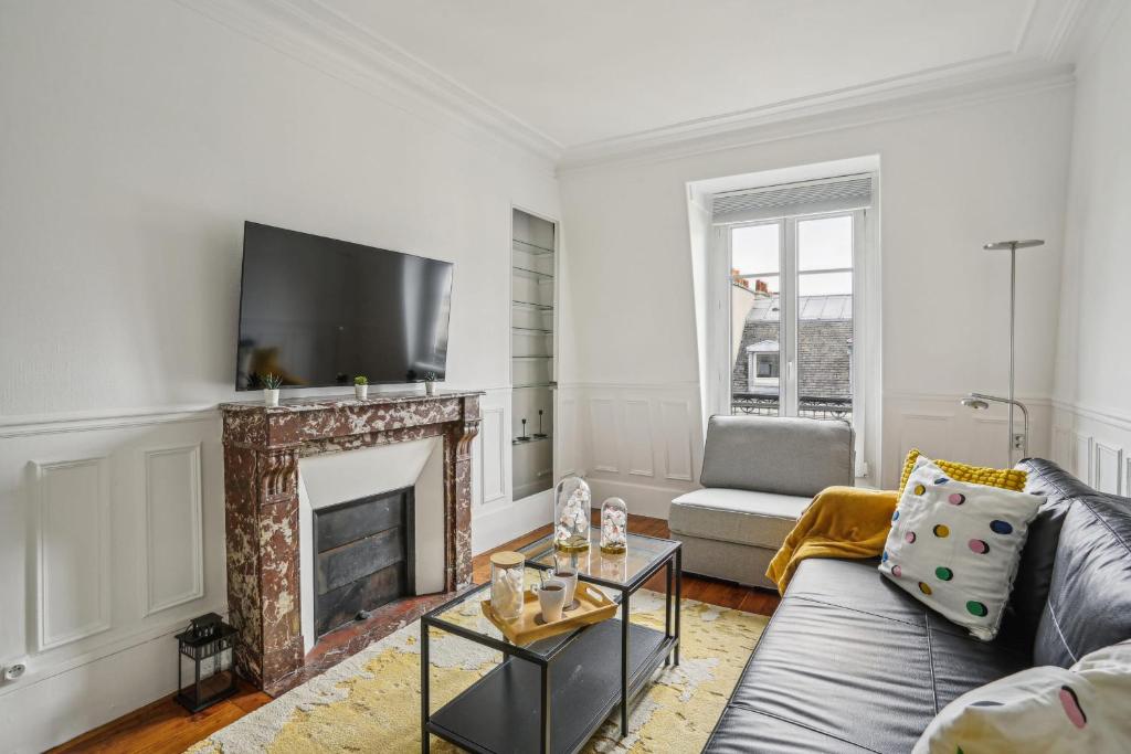Arc de Triomphe - Lauriston 1bdr by B'Your Home - 3