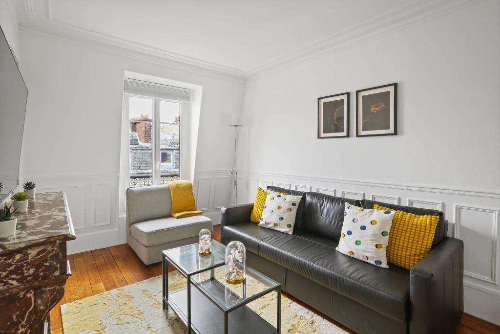Arc de Triomphe - Lauriston 1bdr by B'Your Home - 5