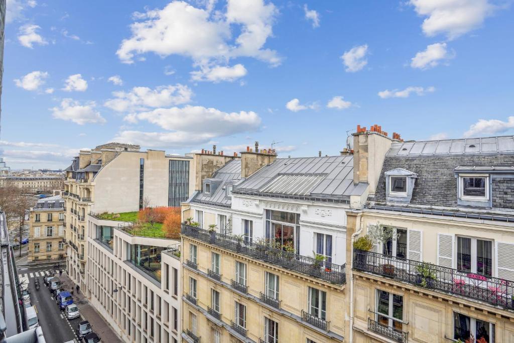 Arc de Triomphe - Lauriston 1bdr by B'Your Home - 2