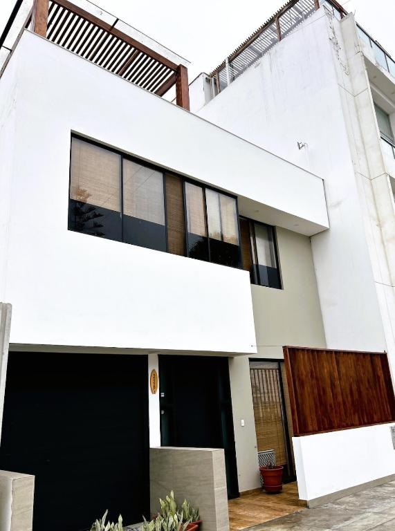 Beach house in Punta Hermosa, central beach area - 3