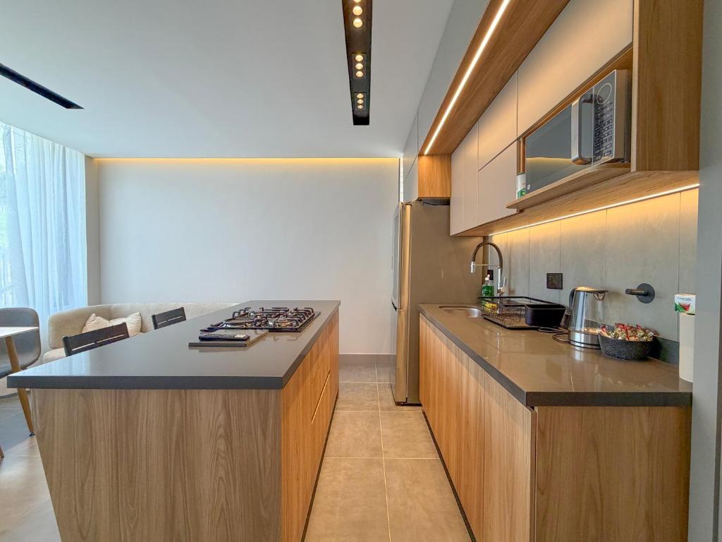 Cielo Verde 101-Luxury Apartment 3 Min from Airport JMC - 2