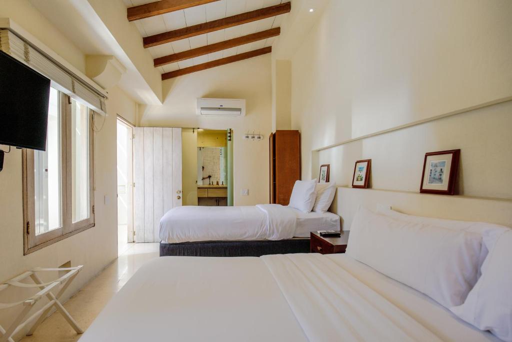 Casa Stella - Authentic Luxury Rooftop Pool - 2