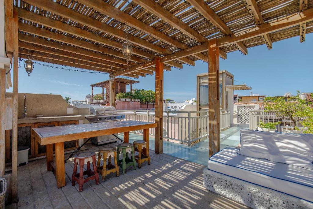 Casa Stella - Authentic Luxury Rooftop Pool - 5