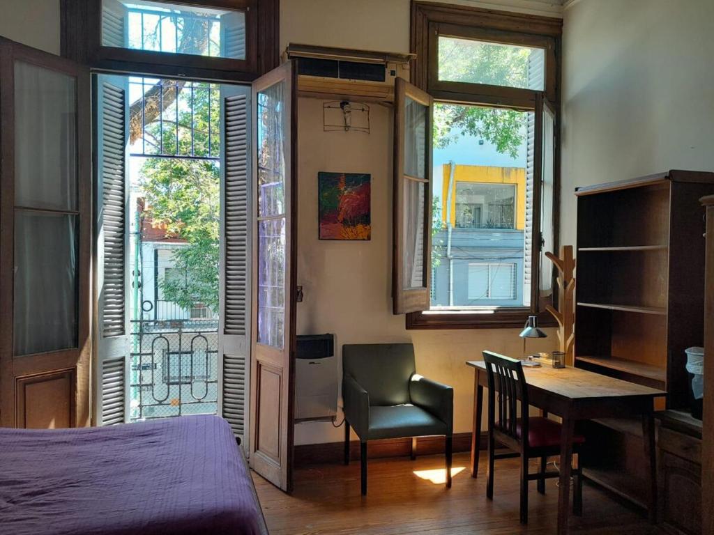 Spacious Recycled House in Palermo Viejo - 1