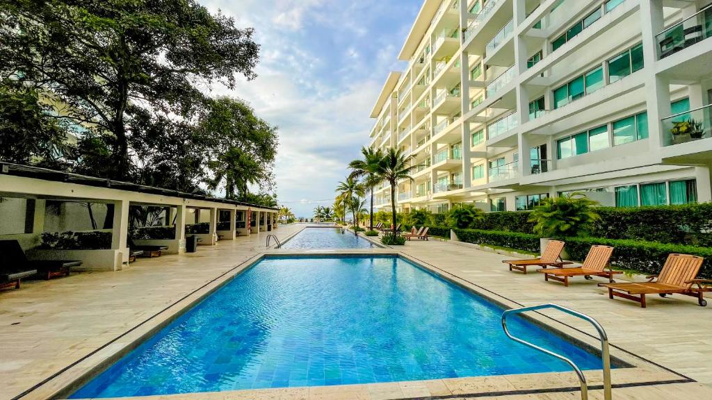 Comodos Aptos en Morros3 con salida directa a la playa, piscina & parking - 1