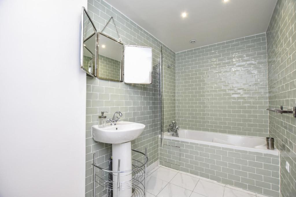 Elegant apartment - 3BR-8P - Gare de l'est - 5