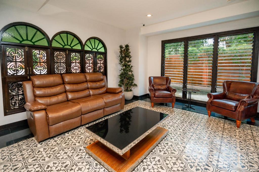 Lobby, Ratana Hotel Chalong in Phuket