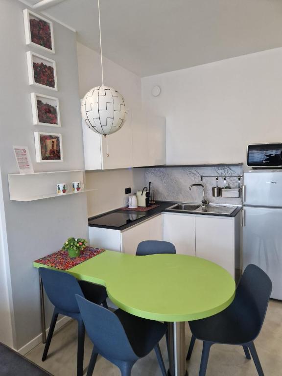 Cozy and restful apartment in Como, near the Lake - 4