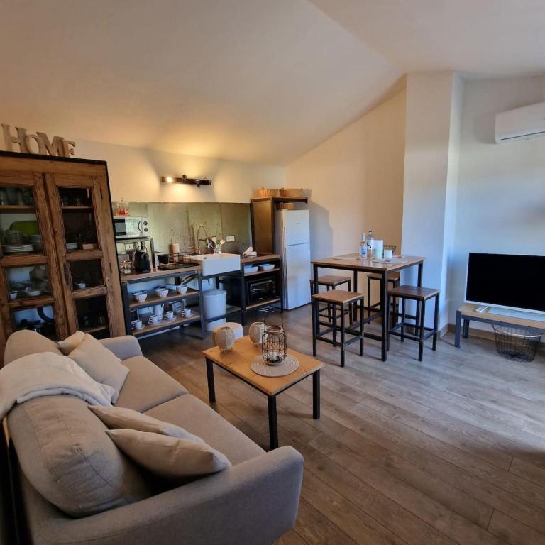 Casa di charme tra porto e centro città - 1