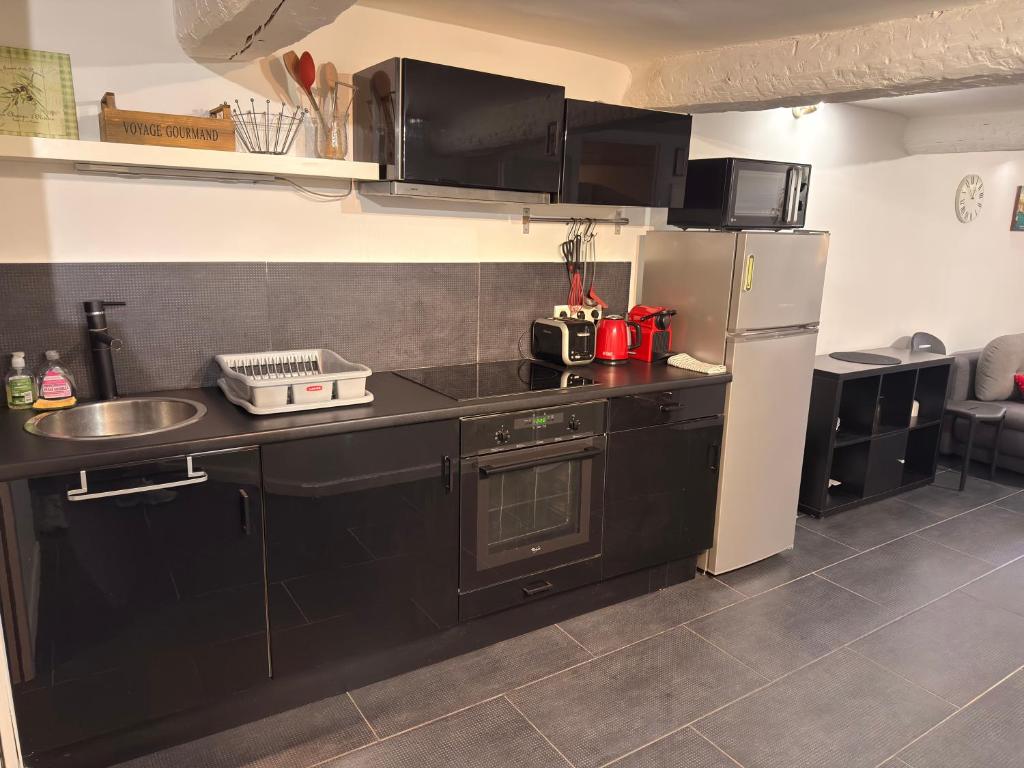 La Rose: Charming 2-room apartment in the heart of Nice - 3-min. from the beach - 3