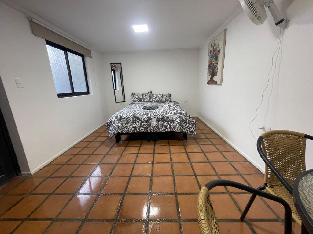 Suite Privada con Jacuzzi, Centro de Curicó, Ideal Parejas - 4